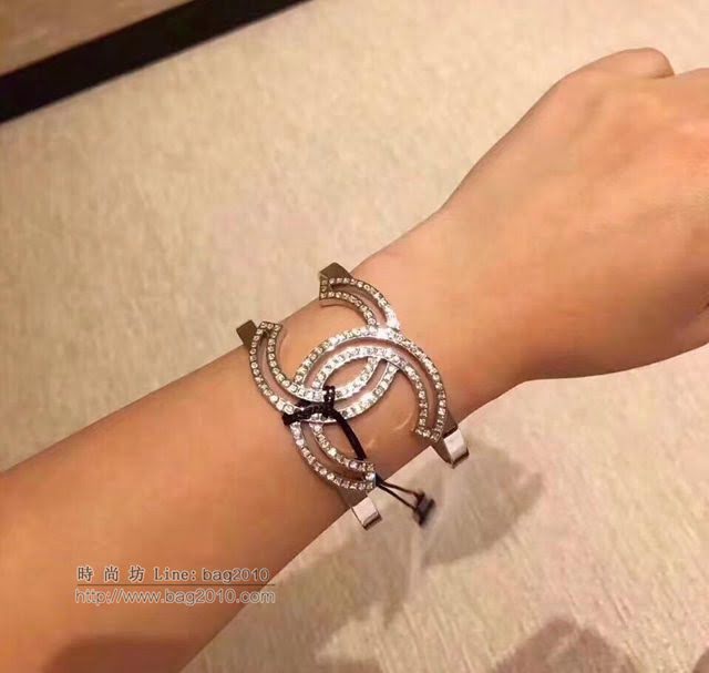chanel手鏈 小香鏤空方鑽 香奈兒手鐲  gzsc1490